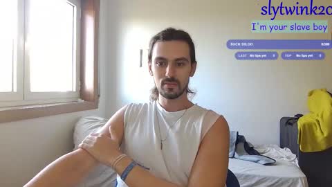 Snapshot of slytwink20 chatting on 09/21/25, 02:51 slytwink20 online show from 09/21/25, 02:51