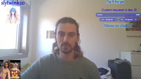 Snapshot of slytwink20 chatting on 09/24/25, 11:46 slytwink20 online show from 09/24/25, 11:46