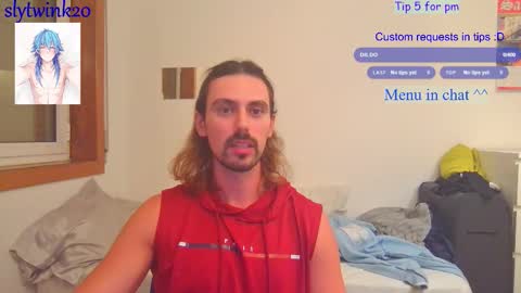 Snapshot of slytwink20 chatting on 10/05/25, 08:18 slytwink20 online show from 10/05/25, 08:18