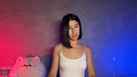 Melani online show from 06/23/26, 10:41