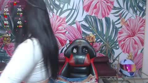 Mariana Torres online show from 04/09/26, 01:16