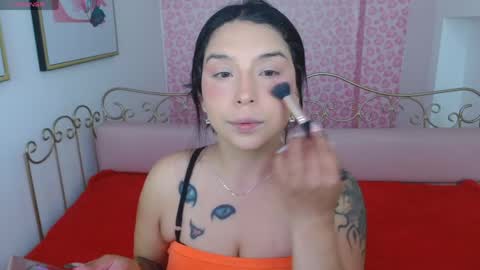 Snapshot of small__naughty chatting on 05/22/26, 01:17 Mariana Torres online show from 05/22/26, 01:17