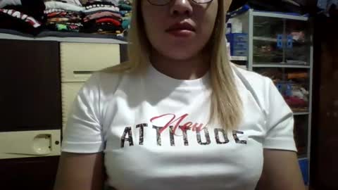 Snapshot of small_boobs59 chatting on 02/10/25, 10:31 Lovewella online show from 02/10/25, 10:31