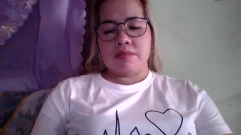 Snapshot of small_boobs59 chatting on 09/26/25, 07:01 Lovewella online show from 09/26/25, 07:01