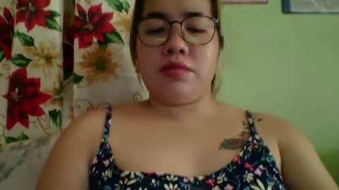 Snapshot of small_boobs59 chatting on 11/08/25, 02:12 Lovewella online show from 11/08/25, 02:12