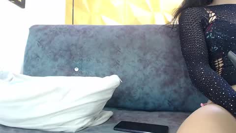 Snapshot of small_hot19 chatting on 03/10/25, 05:50 Small Hot19 online show from 03/10/25, 05:50