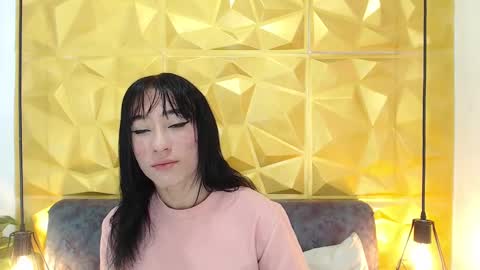 Snapshot of small_hot19 chatting on 03/12/25, 04:35 Small Hot19 online show from 03/12/25, 04:35