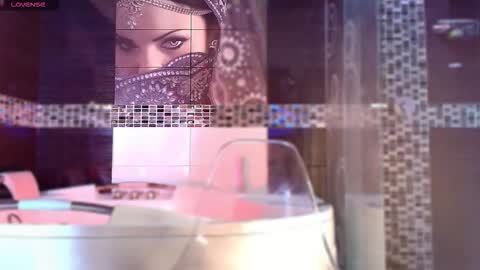 Snapshot of small_hot19 chatting on 11/29/25, 09:34 Small Hot19 online show from 11/29/25, 09:34