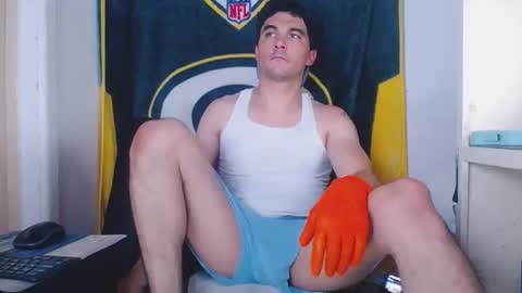 small wood21 online show from 02/09/26, 09:35