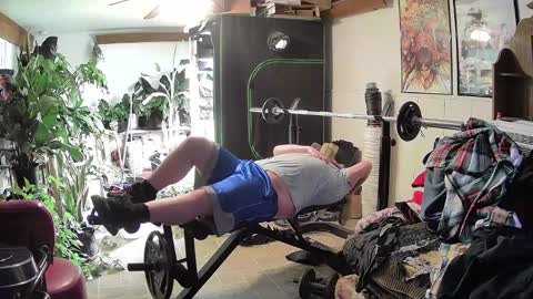 smallchubbers online show from 02/18/25, 11:52