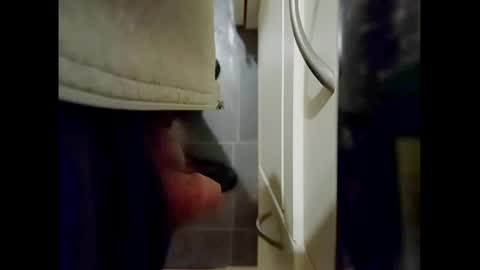 Snapshot of smallhairyuncut chatting on 03/11/25, 02:54 Small Hairy Uncut online show from 03/11/25, 02:54