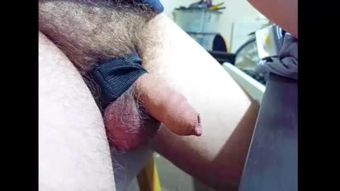 Small Hairy Uncut online show from 05/02/26, 07:30