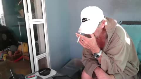 Daddy online show from 11/18/25, 01:15