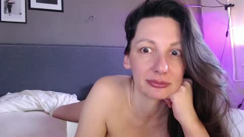 Anna no bbbbybybbabebyy just Anna. And dont call me mom please. online show from 02/28/25, 12:31