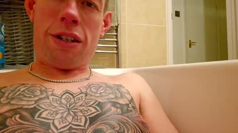 smallville456 online show from 02/12/25, 08:40