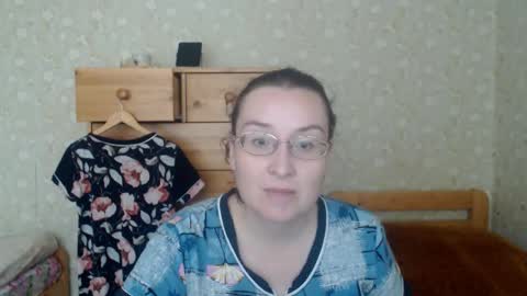 smart_rose online show from 11/01/25, 11:23