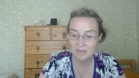 smart_rose online show from 07/18/26, 12:09