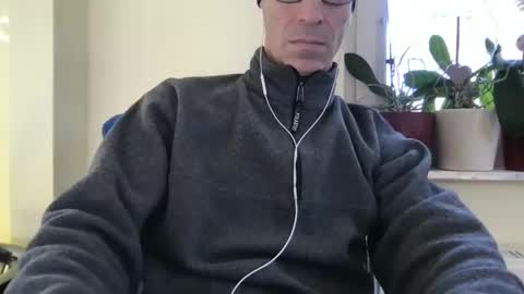 Snapshot of smart_sex69 chatting on 12/30/24, 11:04 smart_sex69 online show from 12/30/24, 11:04