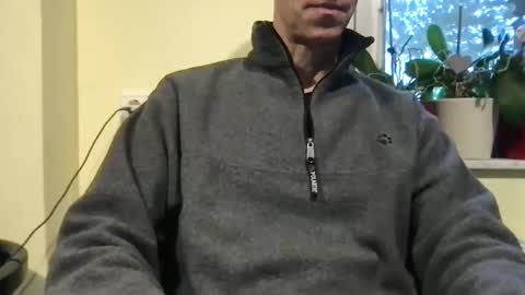 Snapshot of smart_sex69 chatting on 01/02/25, 07:12 smart_sex69 online show from 01/02/25, 07:12