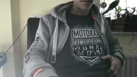 Snapshot of smart_sex69 chatting on 02/22/25, 10:40 smart_sex69 online show from 02/22/25, 10:40