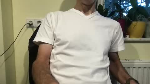 Snapshot of smart_sex69 chatting on 09/15/25, 05:02 smart_sex69 online show from 09/15/25, 05:02