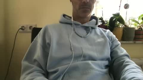 Snapshot of smart_sex69 chatting on 09/29/25, 11:04 smart_sex69 online show from 09/29/25, 11:04