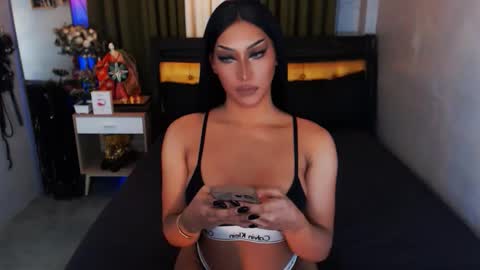 smasherqueen online show from 11/24/25, 11:21