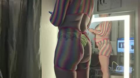 smashinganna916 online show from 02/16/26, 09:49