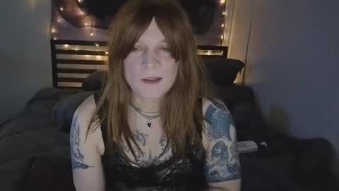 Snapshot of smashingsamantha chatting on 10/22/25, 03:34 SmashingSamantha online show from 10/22/25, 03:34