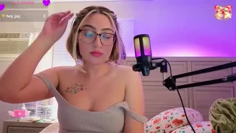 Smexy online show from 12/17/25, 05:57