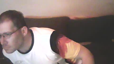 Snapshot of smi35 chatting on 06/14/26, 02:24 smi35 online show from 06/14/26, 02:24