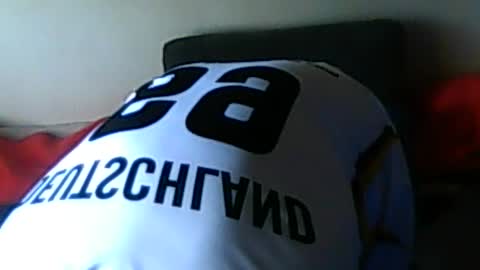 Snapshot of smi35 chatting on 06/19/26, 04:28 smi35 online show from 06/19/26, 04:28