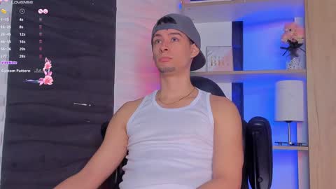 Snapshot of smiith_jade chatting on 12/14/24, 10:07 Jade Smiith online show from 12/14/24, 10:07