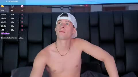 Snapshot of smiith_jade chatting on 02/14/25, 10:04 Jade Smiith online show from 02/14/25, 10:04