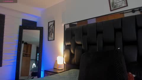 Snapshot of smiith_jade chatting on 09/17/25, 11:06 Jade Smiith online show from 09/17/25, 11:06