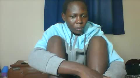 Snapshot of smilecuty chatting on 12/15/25, 02:05 Nancy Akinyi Otieno online show from 12/15/25, 02:05