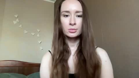 smilequeen_ online show from 10/19/25, 12:39