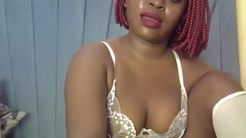 Snapshot of smiley_berry chatting on 09/13/25, 08:41 smiley_berry online show from 09/13/25, 08:41