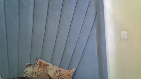 Snapshot of smiley_berry chatting on 09/28/25, 03:34 smiley_berry online show from 09/28/25, 03:34