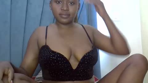 Snapshot of smiley_berry chatting on 09/29/25, 03:44 smiley_berry online show from 09/29/25, 03:44