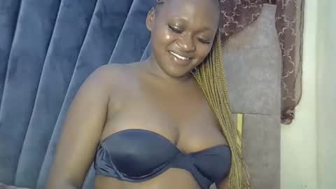 Snapshot of smiley_berry chatting on 10/05/25, 06:50 smiley_berry online show from 10/05/25, 06:50