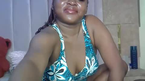 Snapshot of smiley_berry chatting on 10/26/25, 03:12 smiley_berry online show from 10/26/25, 03:12