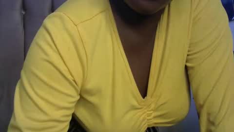 Snapshot of smiley_berry chatting on 11/07/25, 03:39 smiley_berry online show from 11/07/25, 03:39