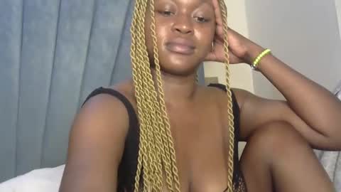 Snapshot of smiley_berry chatting on 11/10/25, 09:03 smiley_berry online show from 11/10/25, 09:03