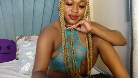 Snapshot of smiley_berry chatting on 11/23/25, 03:45 smiley_berry online show from 11/23/25, 03:45