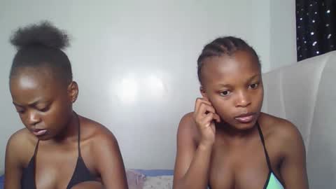 smiley luv1 online show from 01/15/26, 08:08