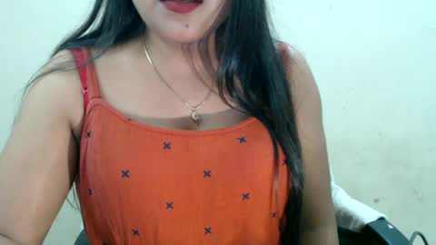 Snapshot of smiley_queen99 chatting on 07/09/26, 03:38 smiley online show from 07/09/26, 03:38