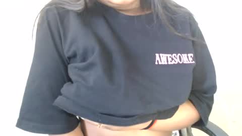Snapshot of smiley_queen99 chatting on 07/31/26, 06:57 smiley online show from 07/31/26, 06:57
