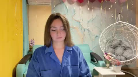 Snapshot of smiling_riddle chatting on 11/03/25, 01:45 smiling_riddle online show from 11/03/25, 01:45