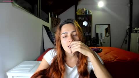 Snapshot of smilingsalor chatting on 10/25/25, 01:24 SmilingSalor online show from 10/25/25, 01:24